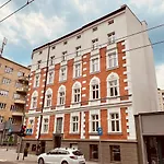 Ktw Kosciuszki 41 - Sky & Design Apartman *