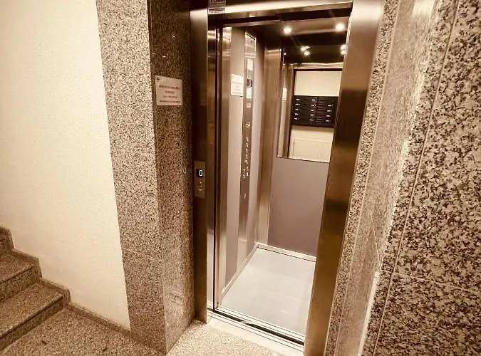 Ktw Kosciuszki 41 - Sky & Design Appartement